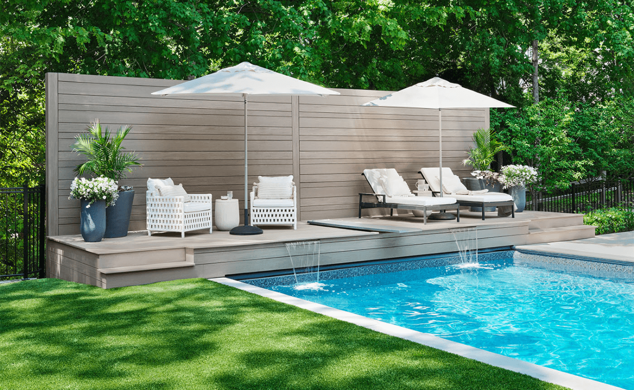 PVC Coastline Vintage Decking u bazenu